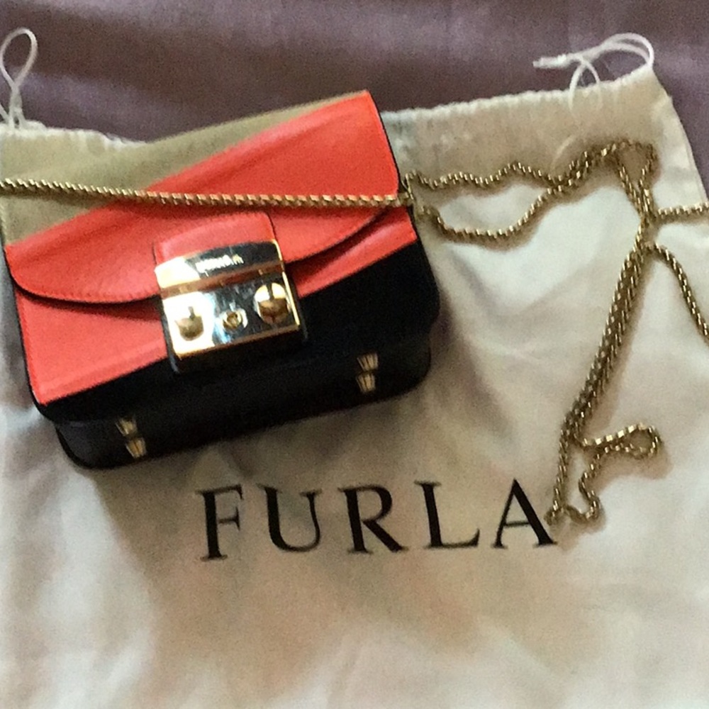 Furla purse